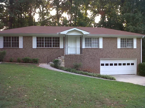 3844 Rena Ln, Douglas, GA 31533