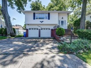 139 E Cliff Rd, Colonia, NJ 07067