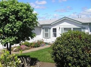 540 Patrick Loop, Cottage Grove, OR 97424