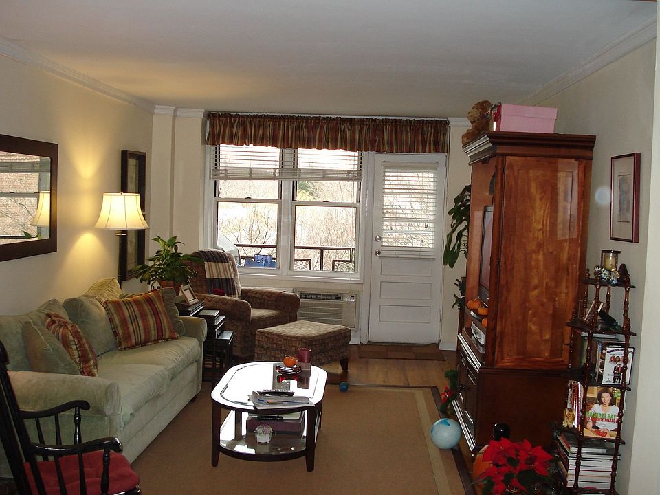 1st image of 6820 Selfridge St APT 3G