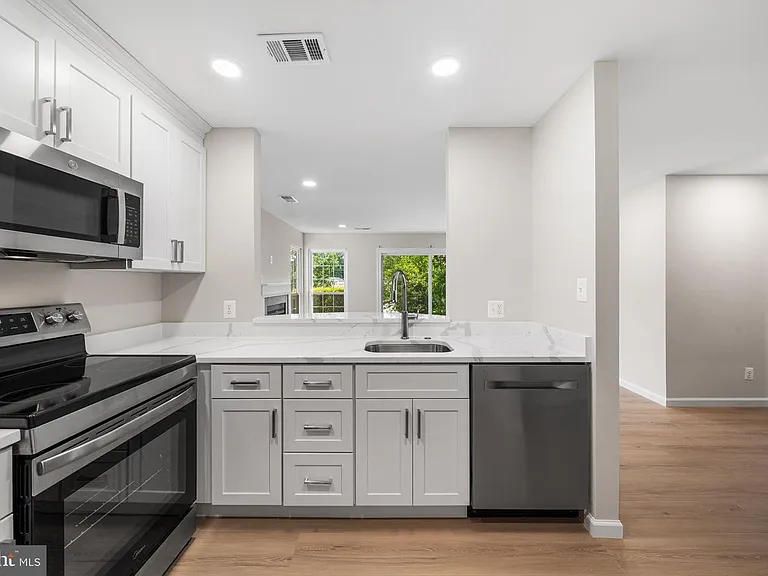 6607 Jupiter Hills Cir #E — Photo 6