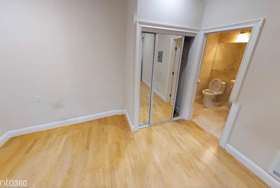 2nd image of 1436 23rd Ave #B