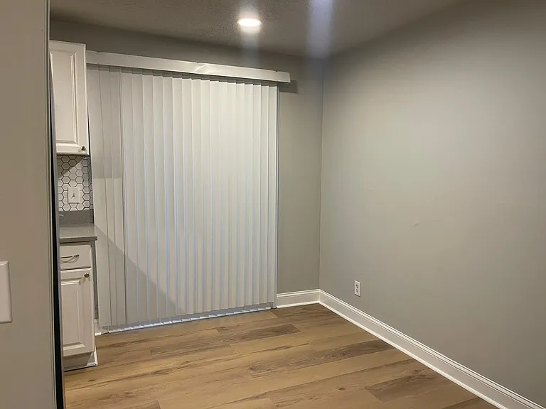 3822 Parklane Dr — Photo 4
