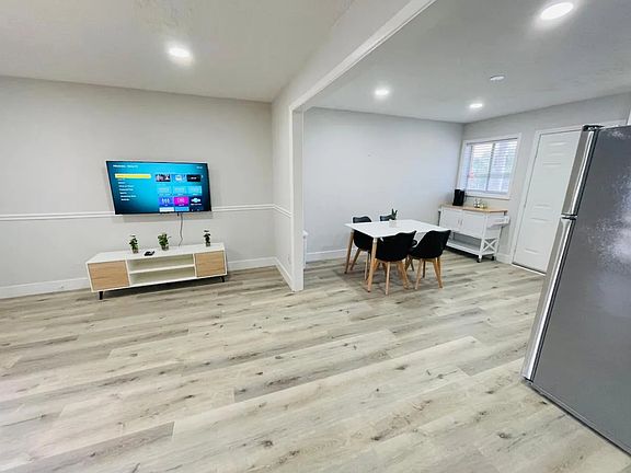 5th image of 2200 Cassandra Ln #1