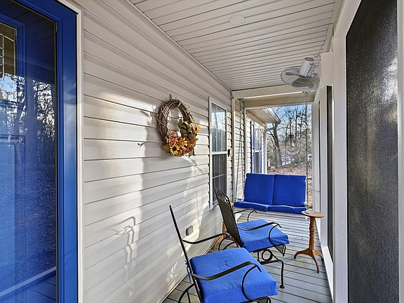 4th image of 1898 Lake Secession Rd