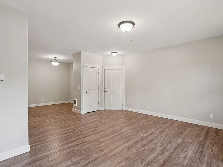 Aspen Grove Apartments — Photo 32