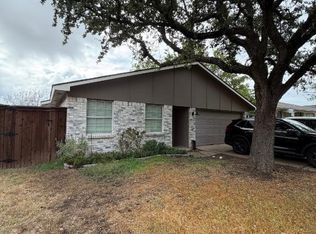 2915 Rayswood Dr, Carrollton, TX 75007