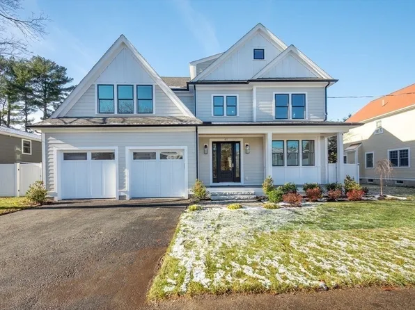 41 Lee Rd, Needham, MA 02494