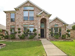 1920 Drake St, Glenn Heights, TX 75154