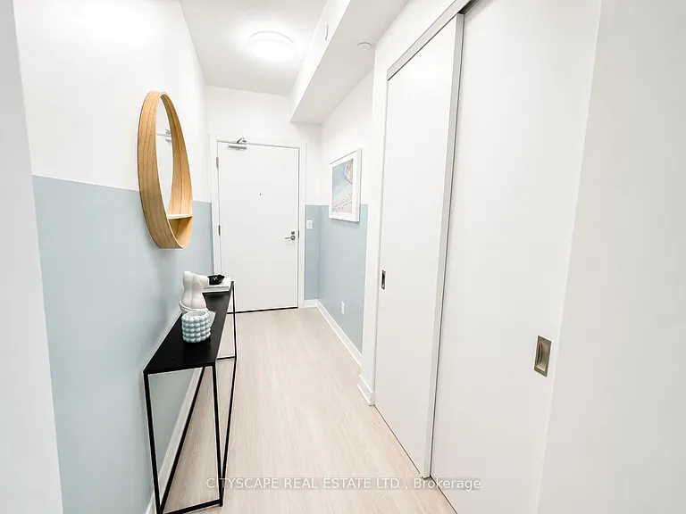 185 Alberta Ave #506 — Photo 4