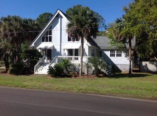 206 Sandbar Ln, Folly Beach, SC 29439