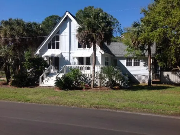 206 Sandbar Ln, Folly Beach, SC 29439