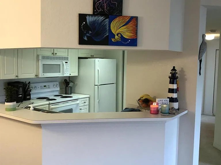 3023 Alcazar Pl #305 — Photo 16