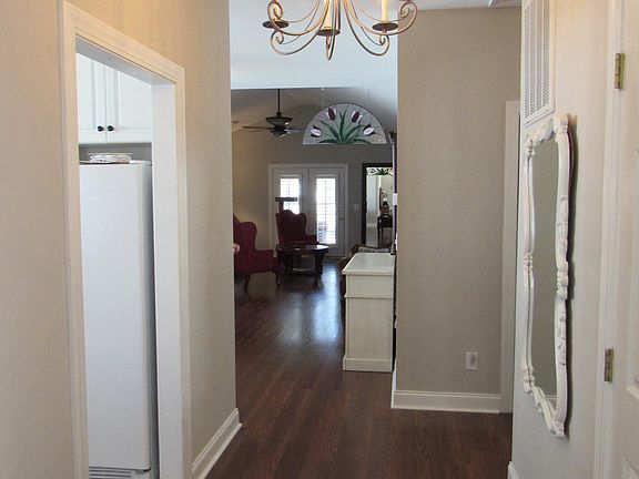 3rd image of 9047 Delancey Cir E