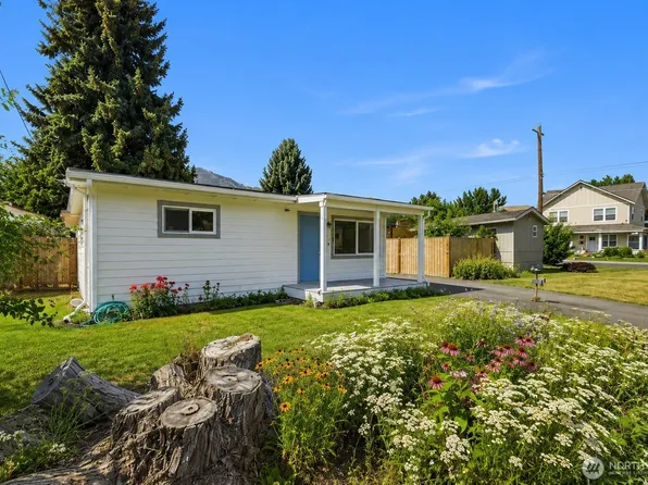 119 W Gibson Avenue, Chelan, WA 98816