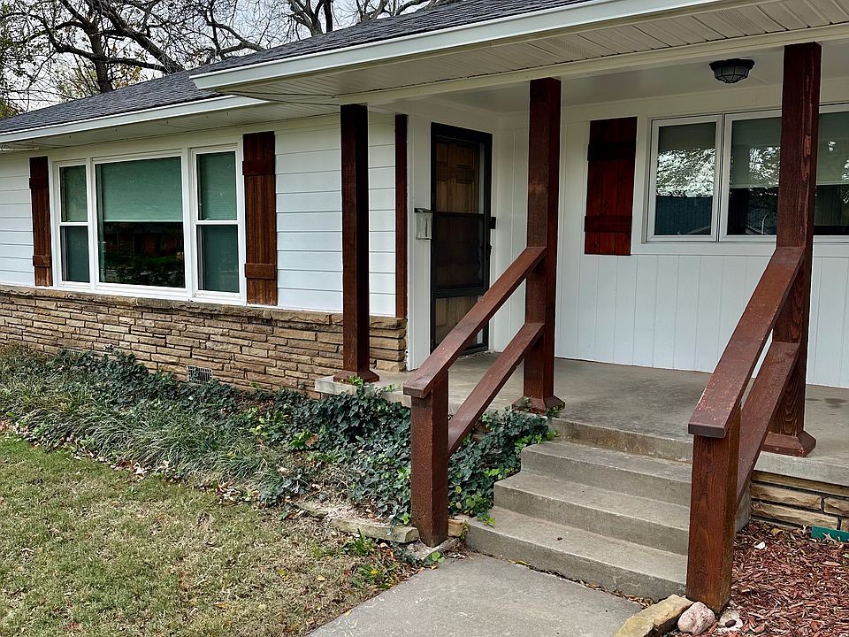 1st image of 2608 Drakestone Ave