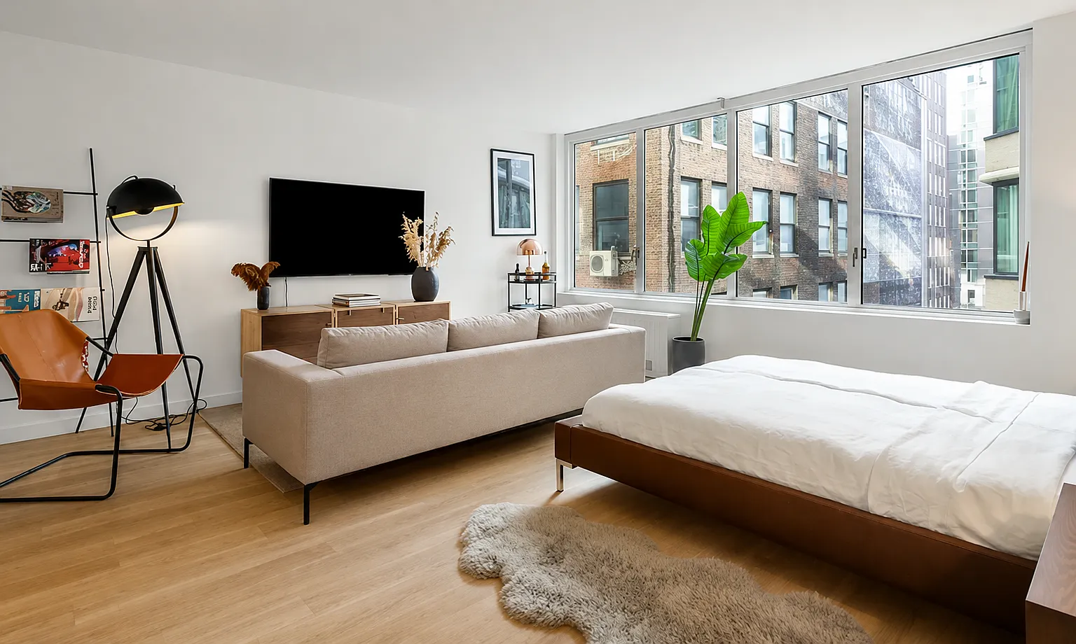 70 West 37th Street — Photo 2