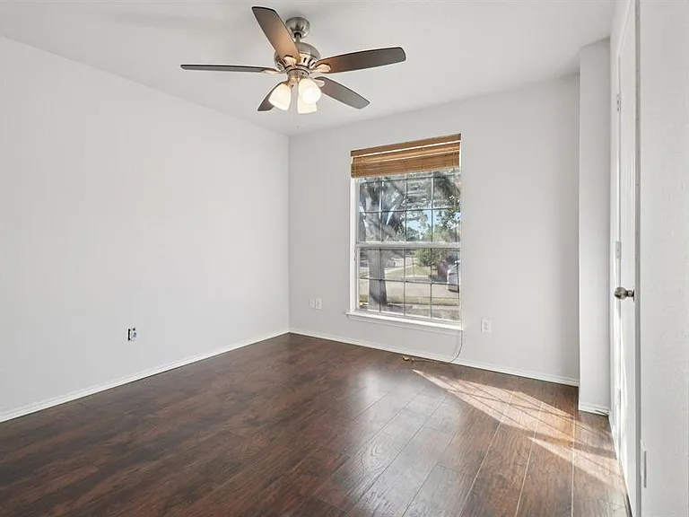 4937 Spur Ridge Ct #4937 — Photo 20