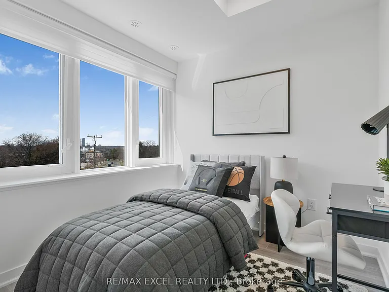 75 Curlew Dr #Townhouse 4 — Photo 12