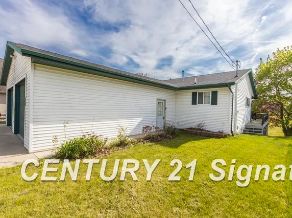 4684 Benchley Dr, Beaverton, MI 48612