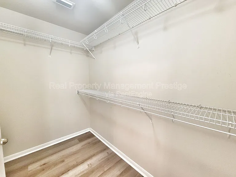 2715 Sailors Moon Dr — Photo 15