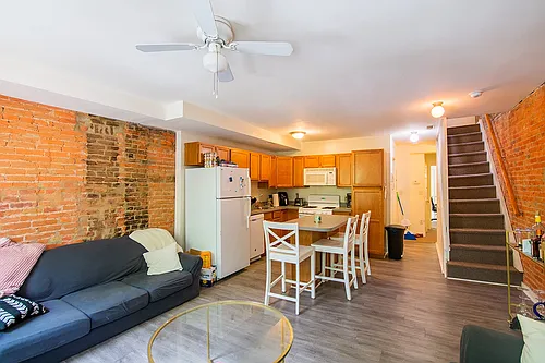 1715 Christian St #2F Photo 1