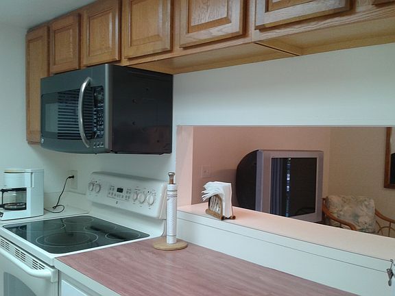 4th image of 3355 Royal Canadian Trce APT 4