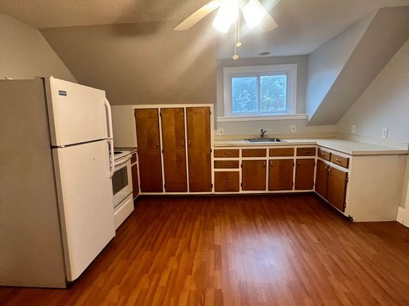 17 Burnham St Unit 3