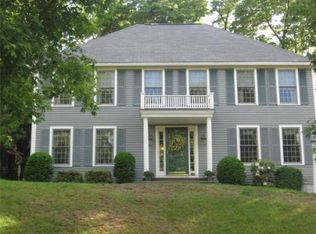 19 Pheasantwood Dr, Wakefield, MA 01880