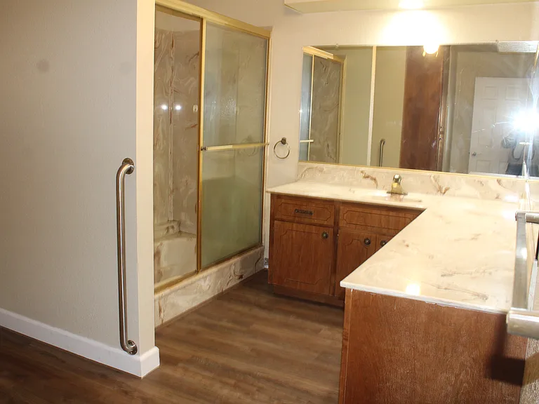 1117 Clifford Dr — Photo 32