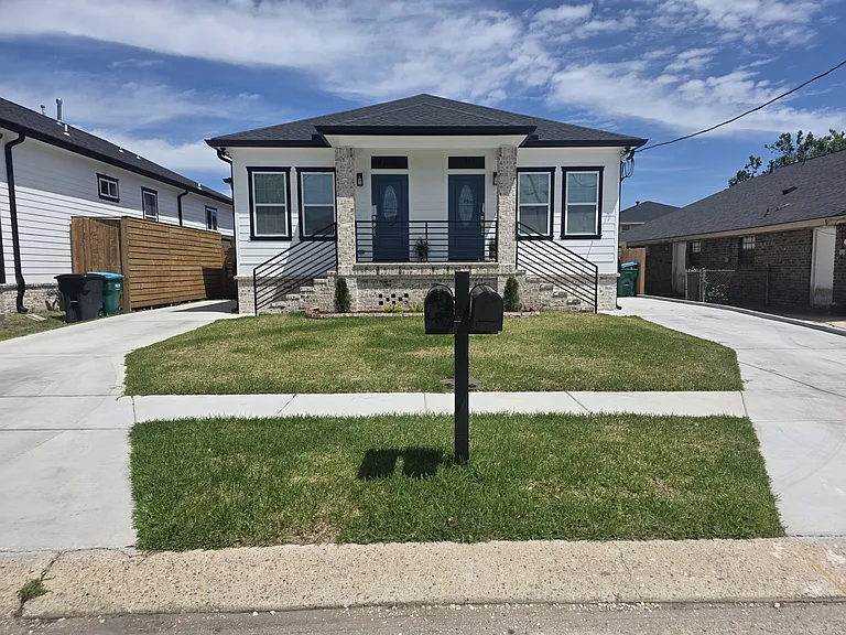 2618 Gadsden St — Photo 14