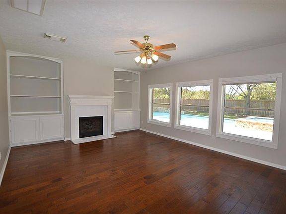 5th image of 3502 Paigewood Dr
