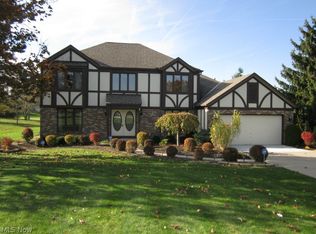 2261 Willow Brook Oval, Hinckley, OH 44233