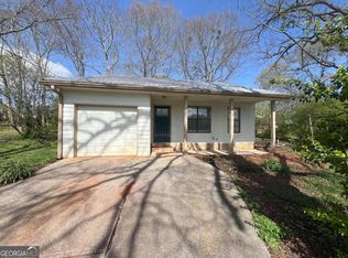 65 Williford St, Commerce, GA 30529