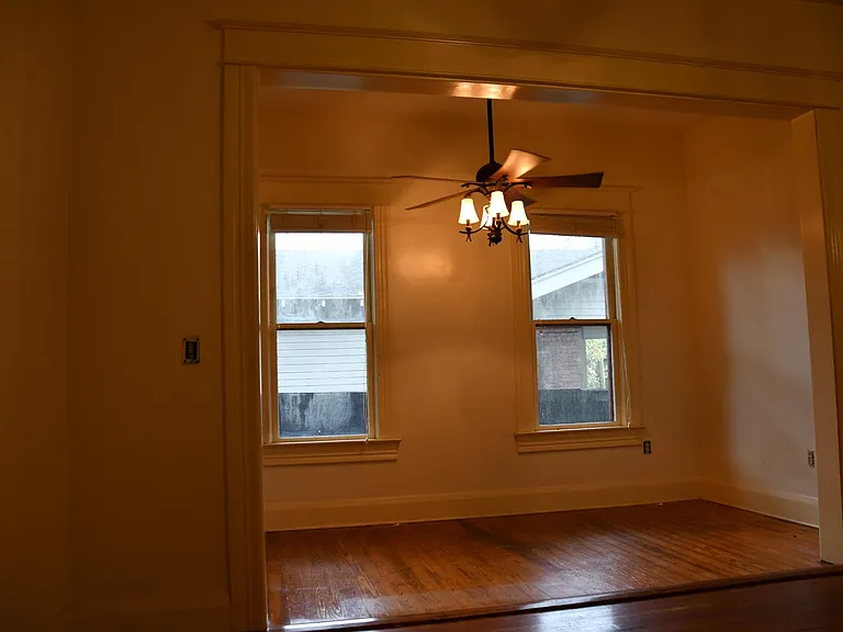 5609 N Suwanee Ave — Photo 13