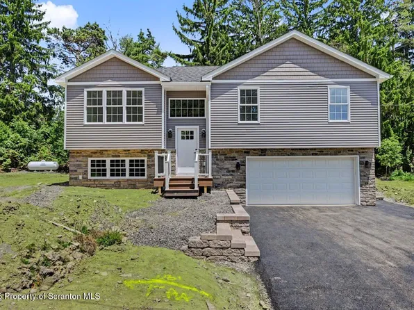 13 Kozel Ln, Scott Township, PA 18411