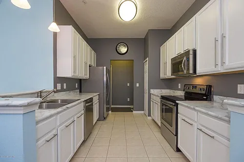 7032 Deer Lodge Cir #108 Photo 1