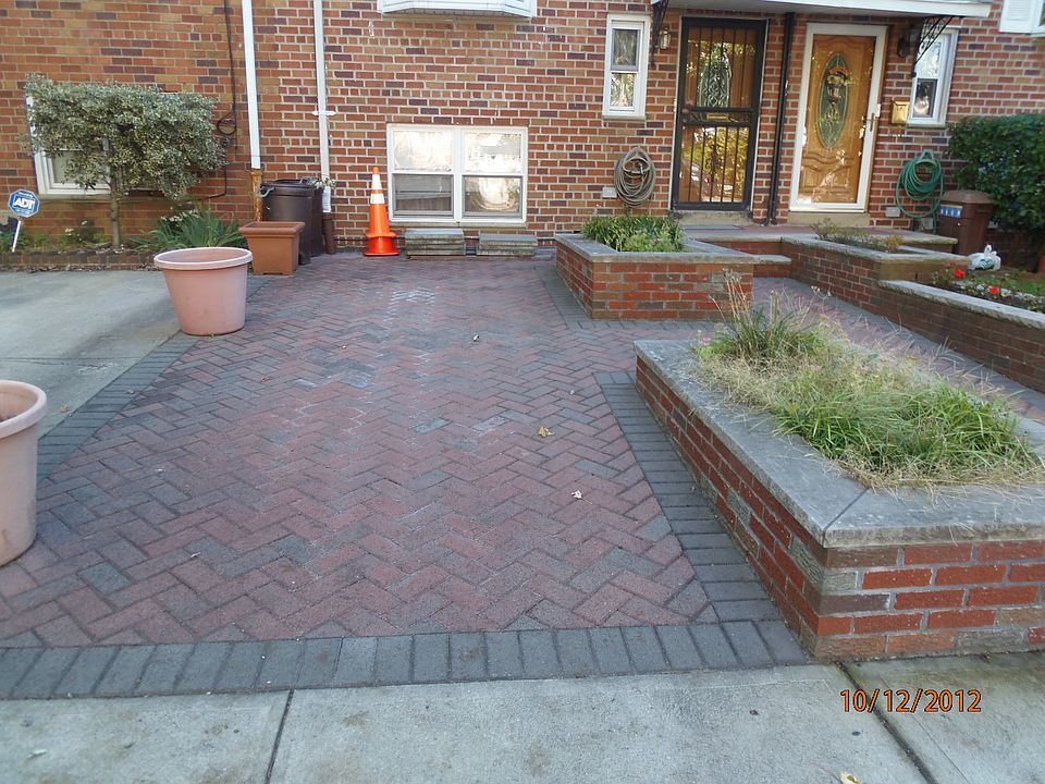 2nd image of 6924 61st Rd