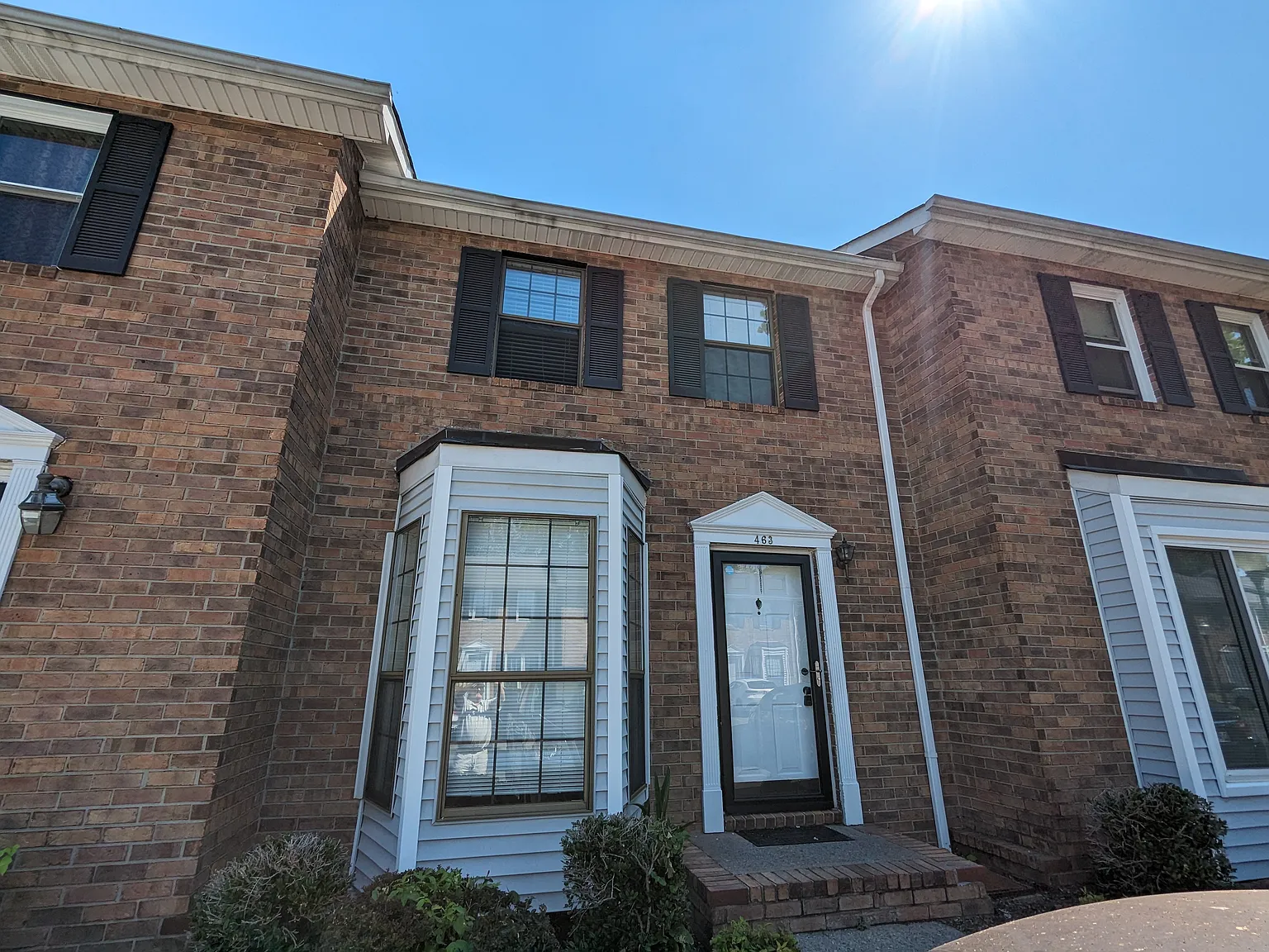 2 bed, 1.5 bath, 1092 sqft, $1,400 — Photo 1