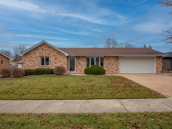 2443 Flat Rock Rd, Dyer, IN 46311