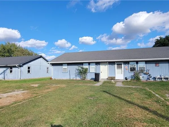 204 & 210 Locust St, Kidder, MO 64649