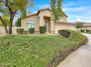 3180 S Vista Dr, Chandler, AZ 85248