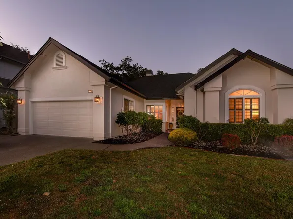 3356 Andy Way, Santa Rosa, CA 95404