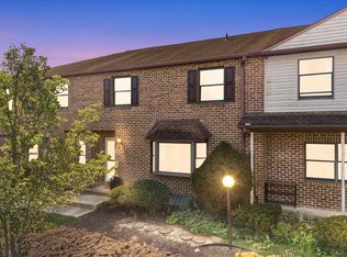 3845 N Sarayo Cir, Harrisburg, PA 17110