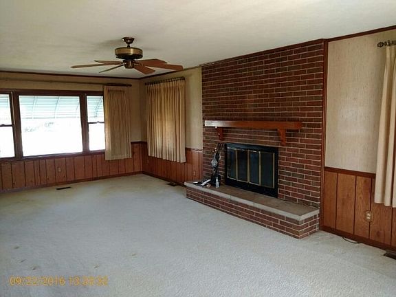 3rd image of 2910 Oxford Ave