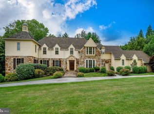 225 Ravenscliff Rd, Saint Davids, PA 19087