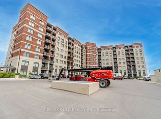 39 New Delhi Dr #608, Markham, ON L3S 0E1