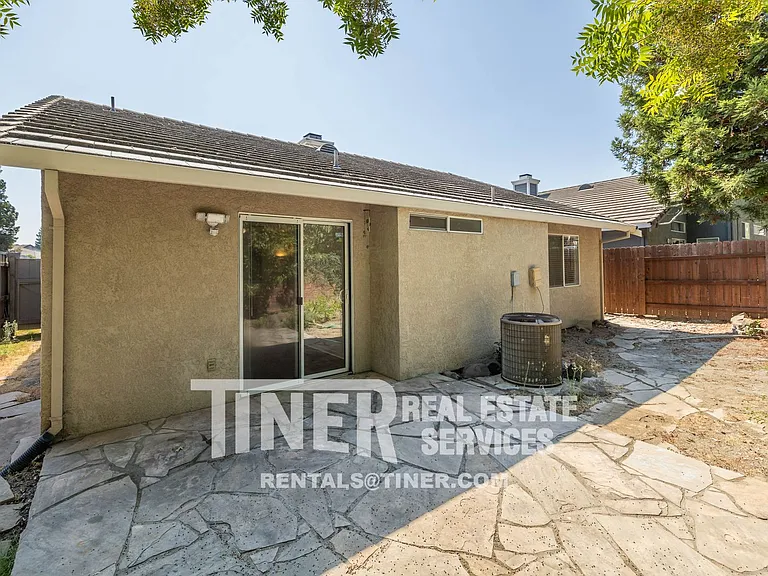 4771 Morgan Oak Ct — Photo 5
