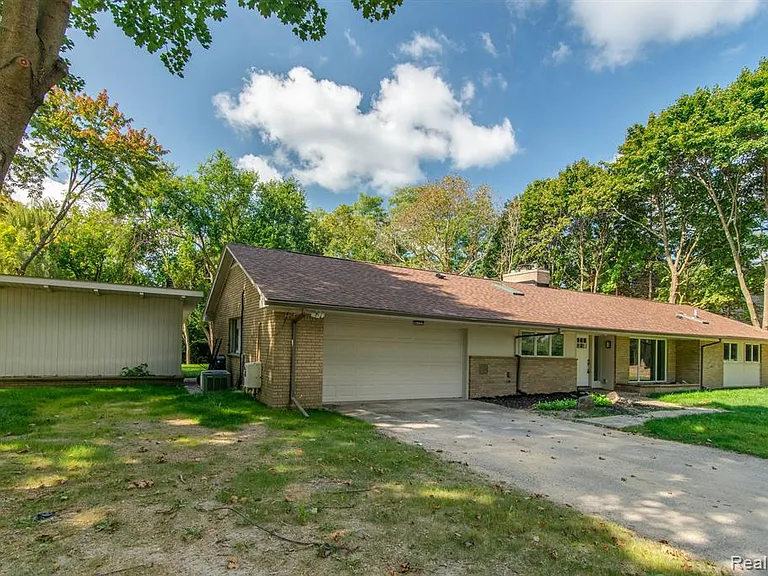 2800 Acorn Rd — Photo 1