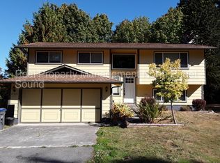 13221 Beverly Park Rd, Lynnwood, WA 98087